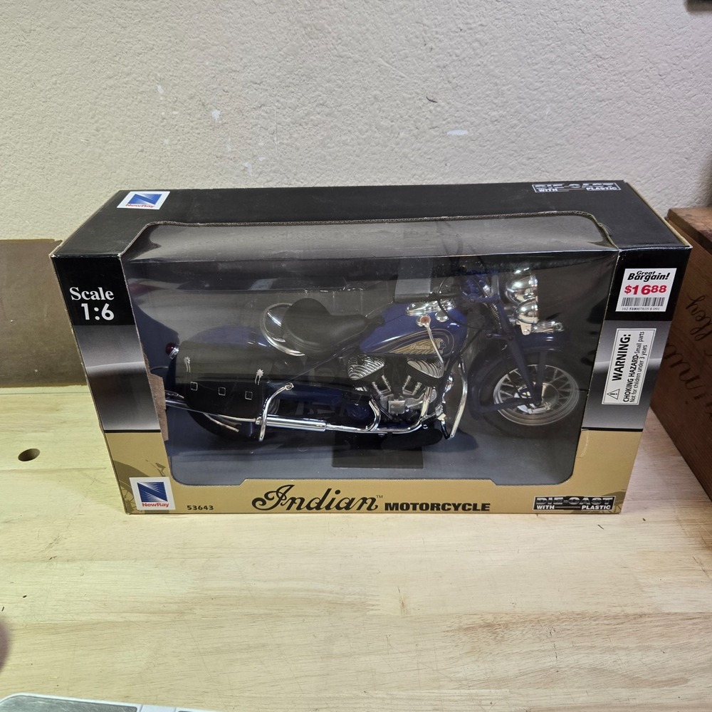 New Ray  Blue Indian Motorcycle 1:6 Scale Factory Box